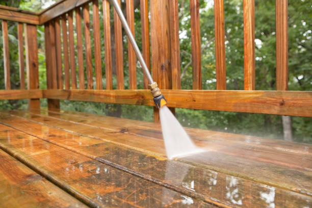 Best Pressure Washing Contractors  in Tomahawk, WI